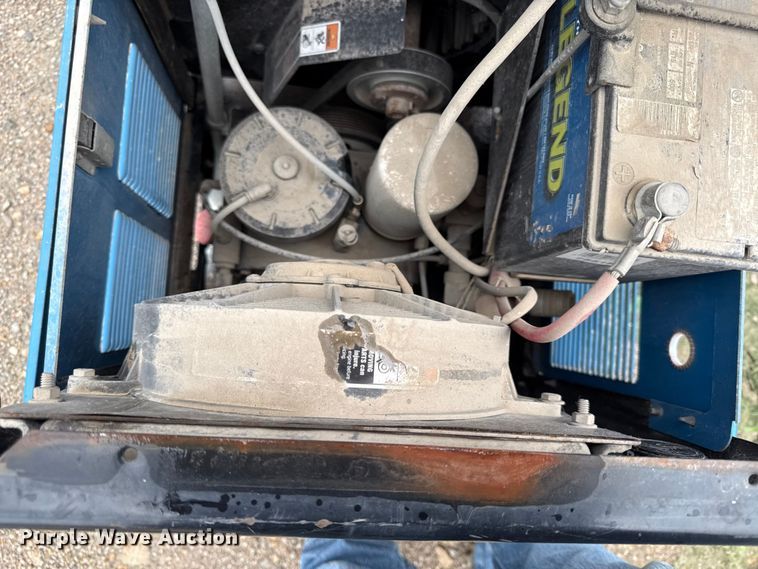 image for item EV6039 Miller Trailblazer 302 Air Pak welder/generator