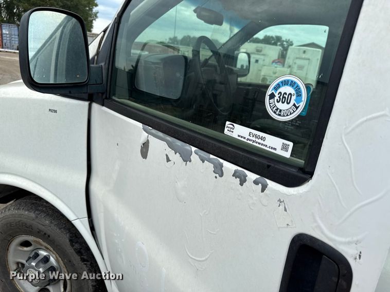image for item EV6040 2007 Chevrolet Express 3500 van