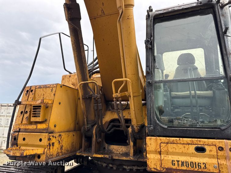 image for item EV6042 2007 Caterpillar 328D LCR excavator