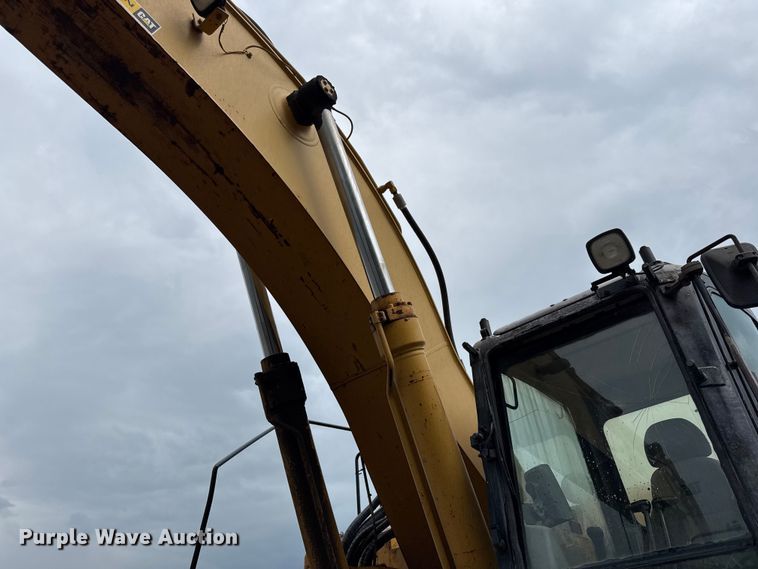 image for item EV6042 2007 Caterpillar 328D LCR excavator