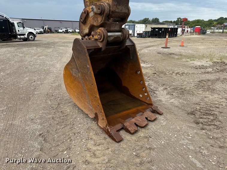 image for item EV6042 2007 Caterpillar 328D LCR excavator