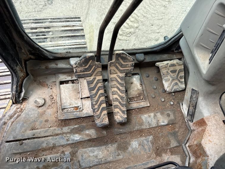image for item EV6042 2007 Caterpillar 328D LCR excavator