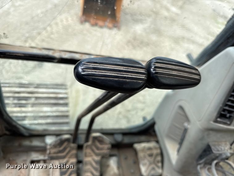 image for item EV6042 2007 Caterpillar 328D LCR excavator