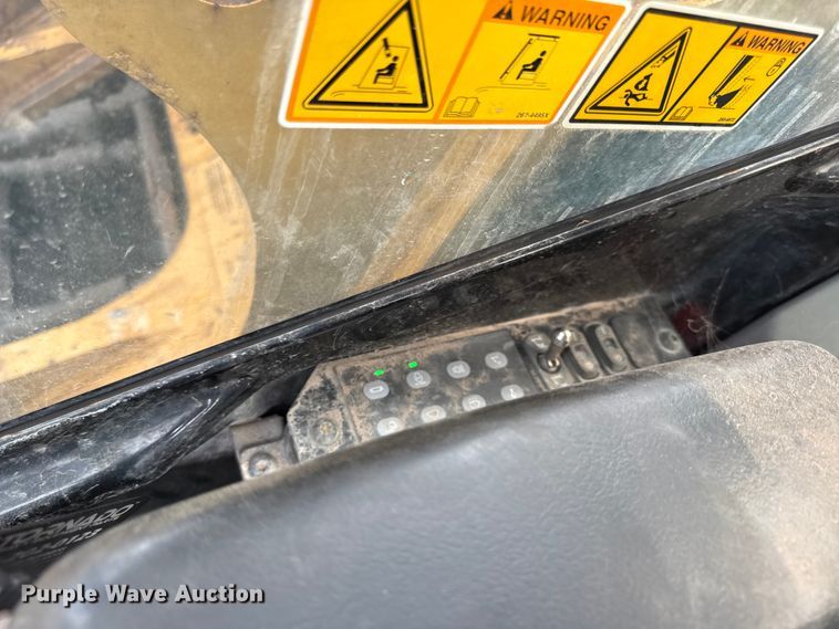 image for item EV6042 2007 Caterpillar 328D LCR excavator