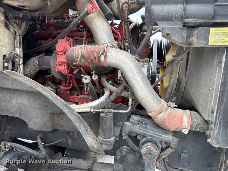 image for item EV6053 2009 International PayStar 5600i digger derrick truck