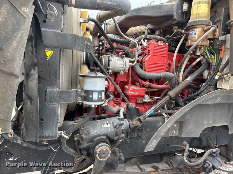 image for item EV6053 2009 International PayStar 5600i digger derrick truck
