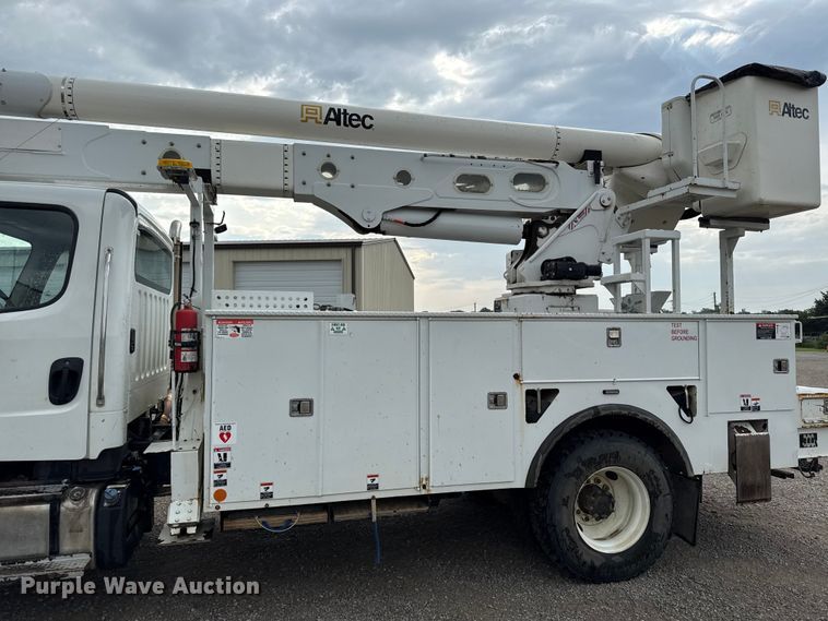 image for item EV6056 2015 Freightliner Business Class M2 106 bucket truck