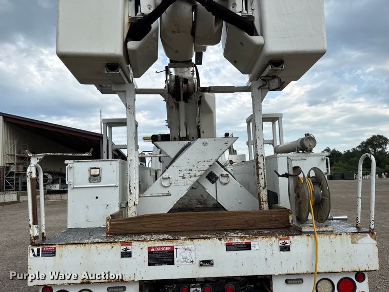 image for item EV6056 2015 Freightliner Business Class M2 106 bucket truck