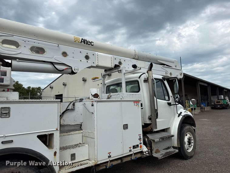 image for item EV6056 2015 Freightliner Business Class M2 106 bucket truck