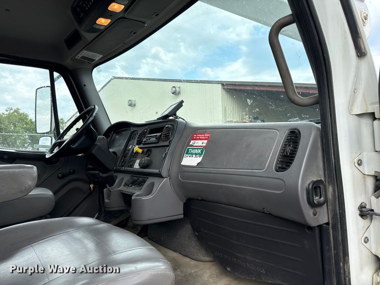 image for item EV6056 2015 Freightliner Business Class M2 106 bucket truck