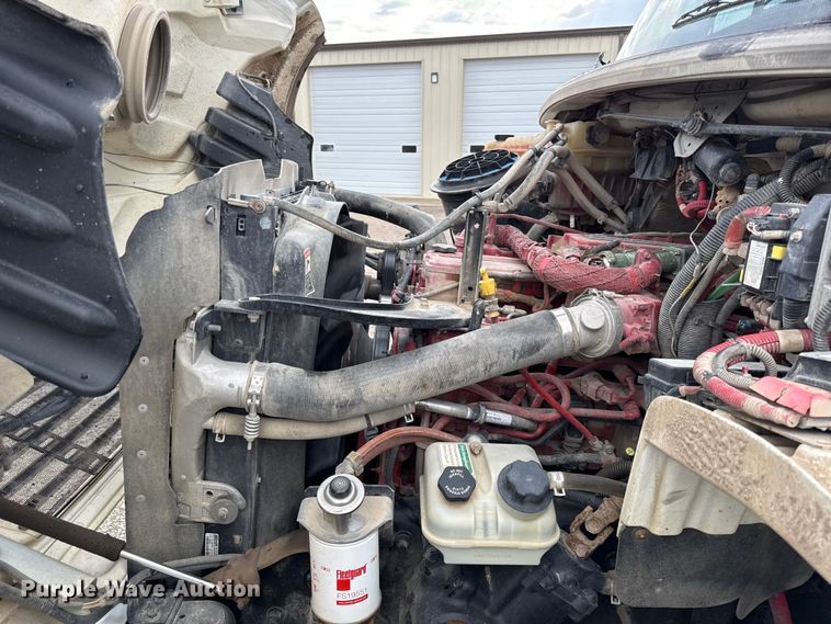 image for item EV6056 2015 Freightliner Business Class M2 106 bucket truck