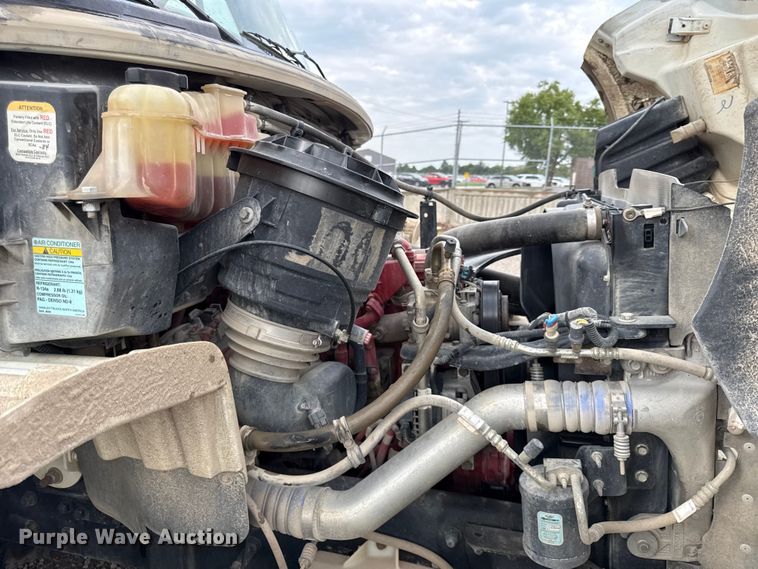 image for item EV6056 2015 Freightliner Business Class M2 106 bucket truck