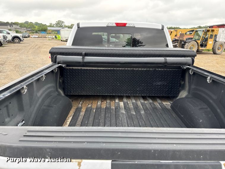 image for item EV6066 2020 Ford F150 Super Duty XLT Crew Cab pickup truck