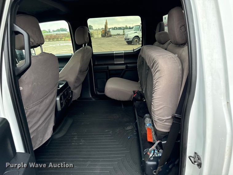 image for item EV6066 2020 Ford F150 Super Duty XLT Crew Cab pickup truck