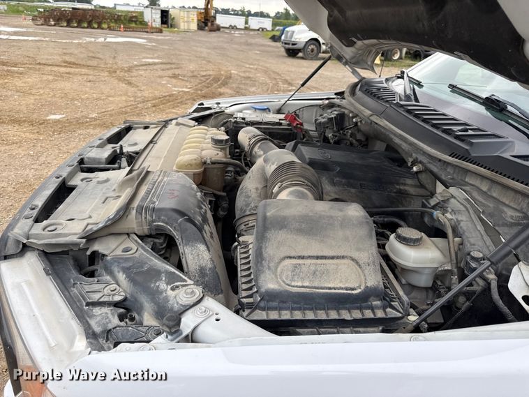 image for item EV6066 2020 Ford F150 Super Duty XLT Crew Cab pickup truck