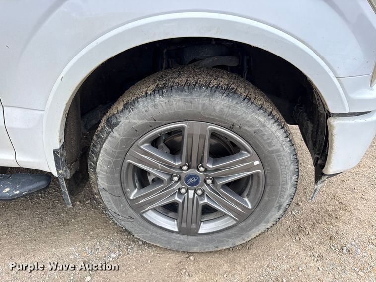 image for item EV6066 2020 Ford F150 Super Duty XLT Crew Cab pickup truck