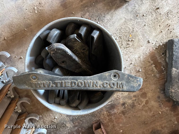 image for item EV6070 Tiedown guardrails
