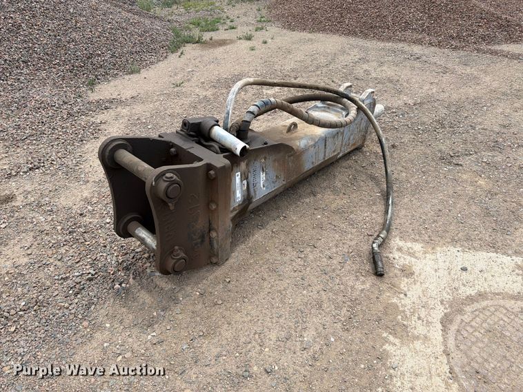 image for item EW2141 Epiroc EC 100T breaker