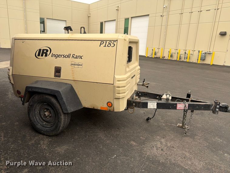 image for item EW2167 Ingersoll Rand air compressor