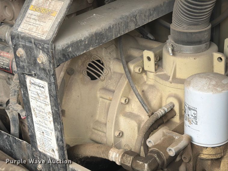 image for item EW2167 Ingersoll Rand air compressor