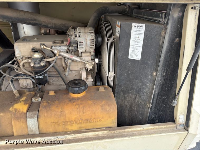 image for item EW2167 Ingersoll Rand air compressor