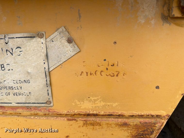 image for item EW2168 1998 Caterpillar 627F scraper