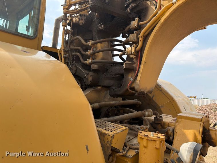 image for item EW2168 1998 Caterpillar 627F scraper