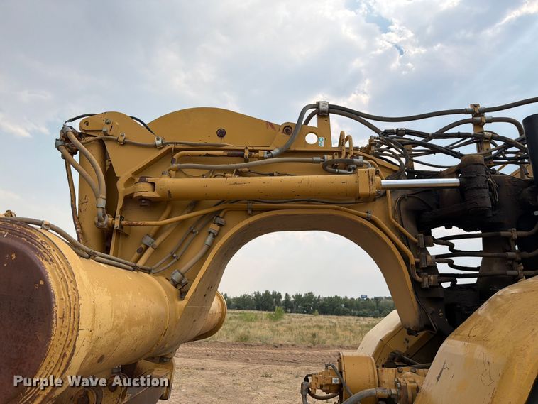image for item EW2168 1998 Caterpillar 627F scraper