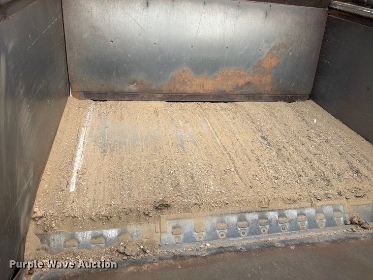 image for item EW2168 1998 Caterpillar 627F scraper
