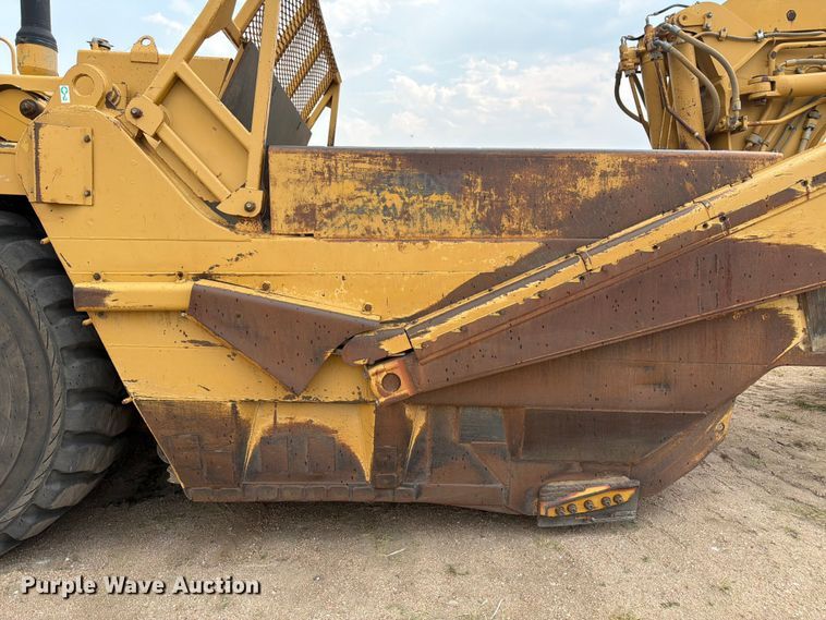 image for item EW2168 1998 Caterpillar 627F scraper