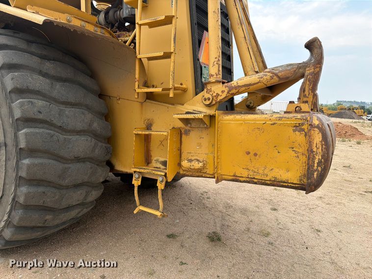 image for item EW2168 1998 Caterpillar 627F scraper