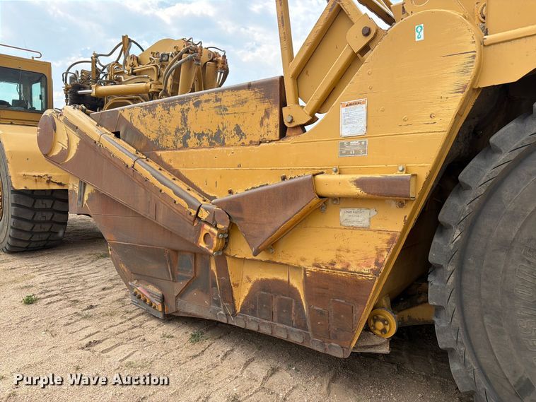image for item EW2168 1998 Caterpillar 627F scraper