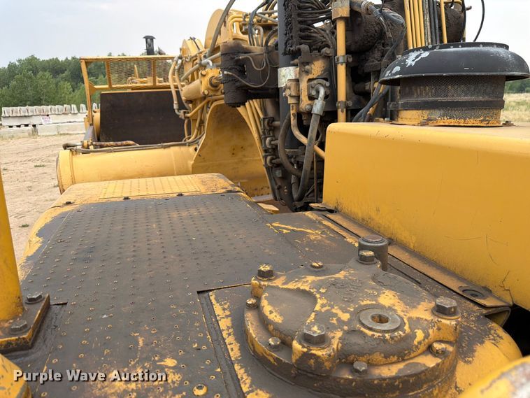 image for item EW2168 1998 Caterpillar 627F scraper