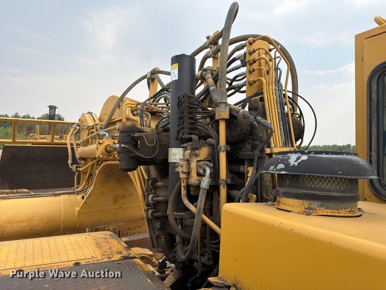 image for item EW2168 1998 Caterpillar 627F scraper