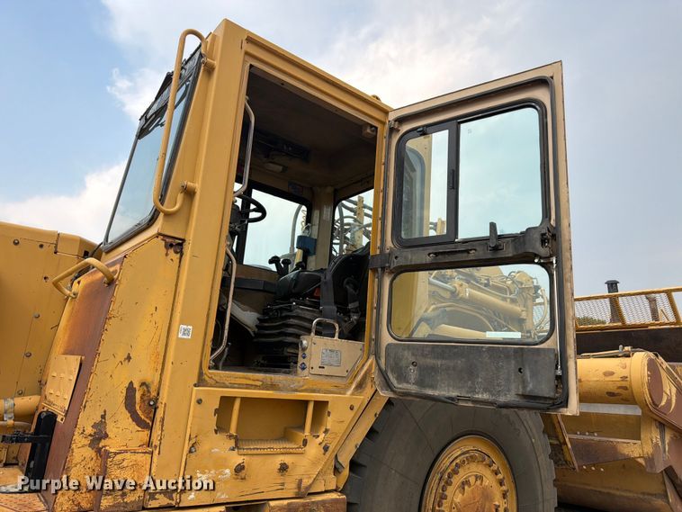 image for item EW2168 1998 Caterpillar 627F scraper
