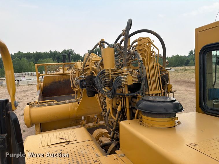 image for item EW2169 1998 Caterpillar 627F scraper