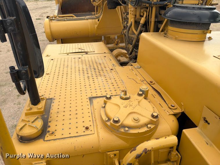 image for item EW2169 1998 Caterpillar 627F scraper