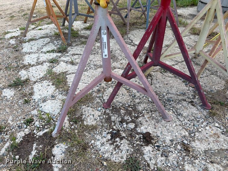 image for item EW5001 (6) Adjustable pipe stands