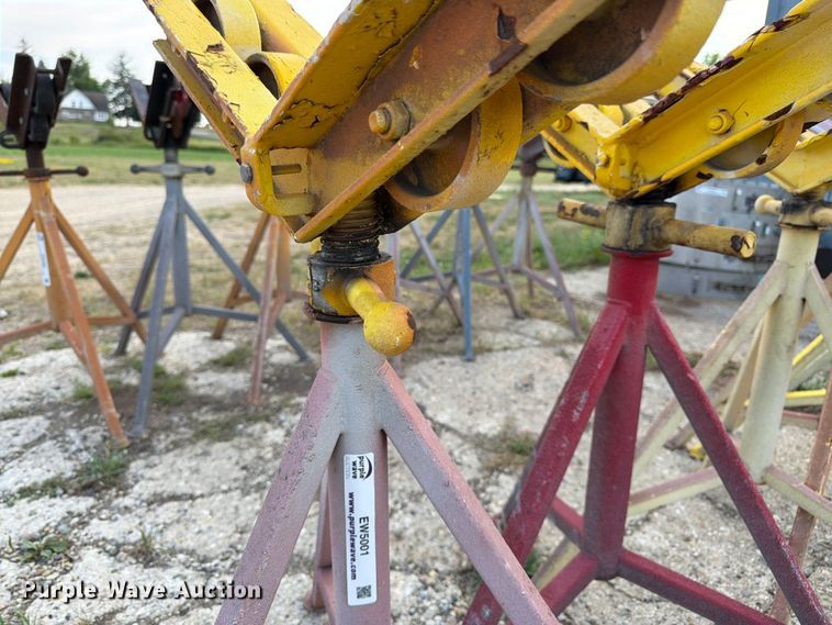 image for item EW5001 (6) Adjustable pipe stands