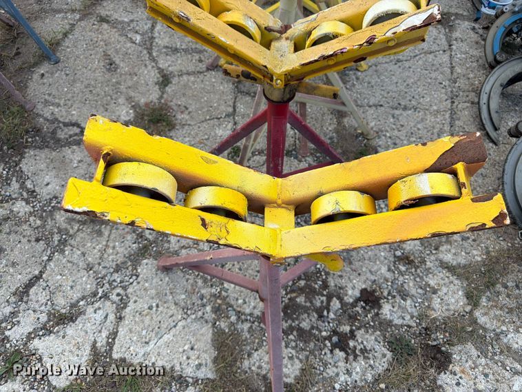 image for item EW5001 (6) Adjustable pipe stands