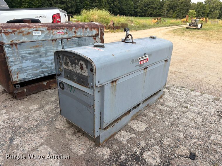 1979 Lincoln SA-250 welder