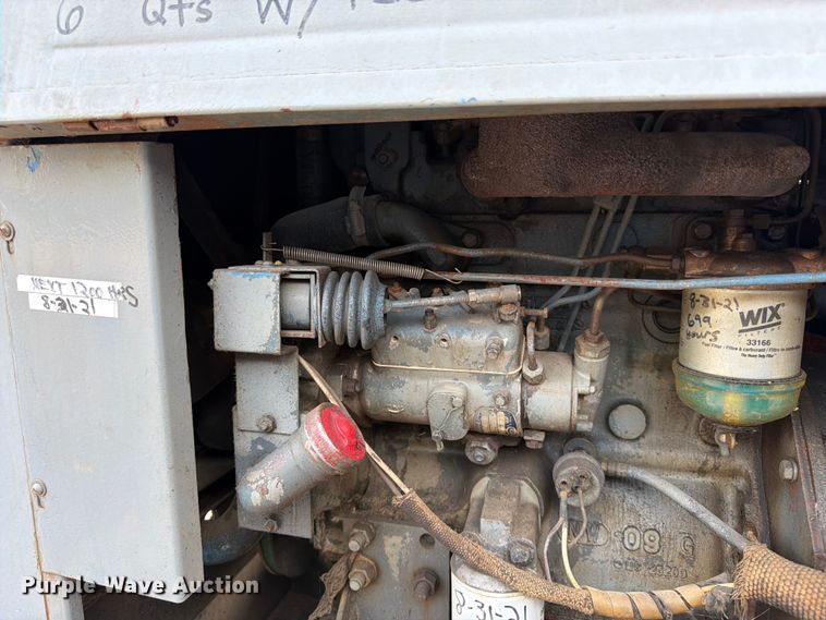 image for item EW5004 1979 Lincoln SA-250 welder