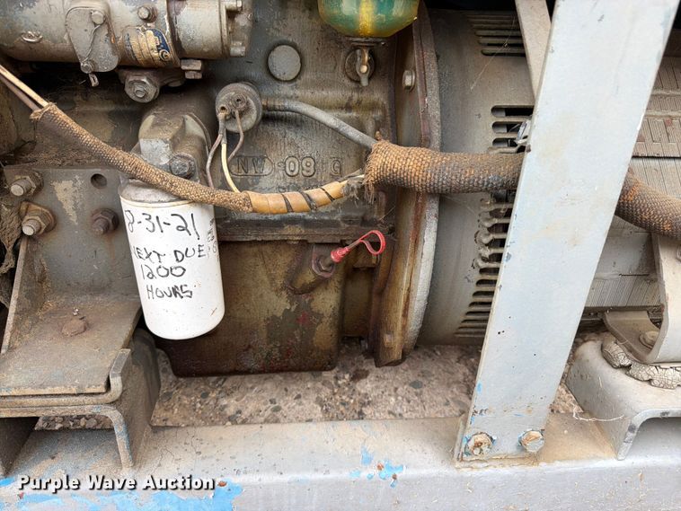 image for item EW5004 1979 Lincoln SA-250 welder