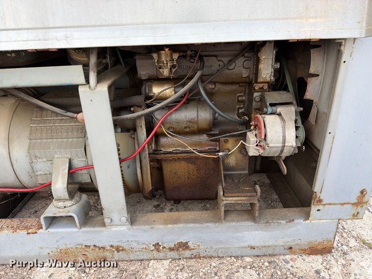 image for item EW5004 1979 Lincoln SA-250 welder