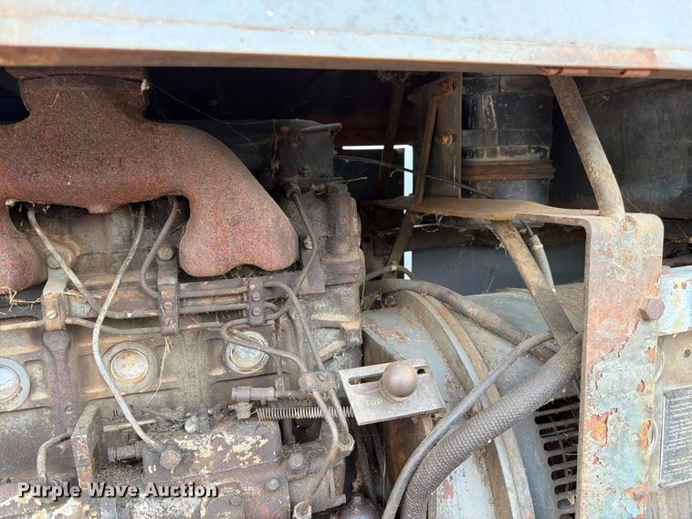 image for item EW5005 1974 Lincoln SAE-400 welder