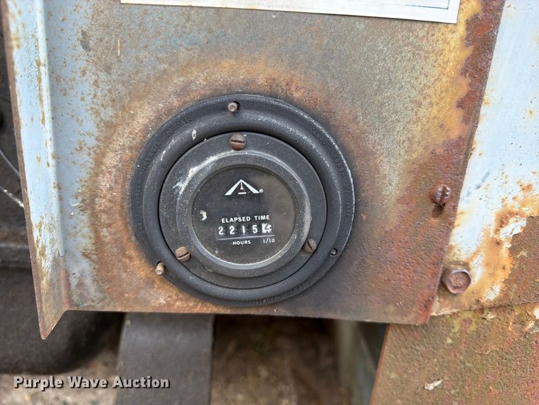 image for item EW5005 1974 Lincoln SAE-400 welder