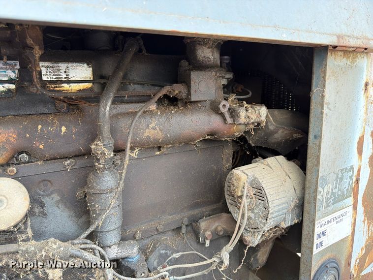 image for item EW5005 1974 Lincoln SAE-400 welder