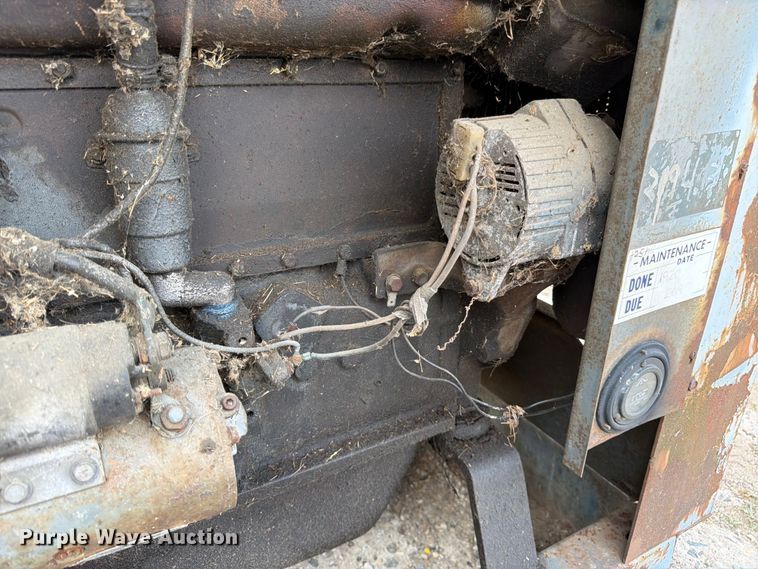 image for item EW5005 1974 Lincoln SAE-400 welder