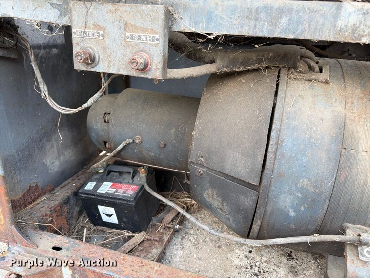 image for item EW5005 1974 Lincoln SAE-400 welder