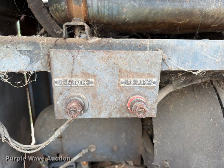 image for item EW5005 1974 Lincoln SAE-400 welder